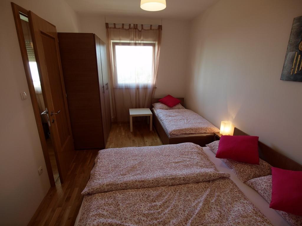 Apartments Jakov 마툴지 외부 사진
