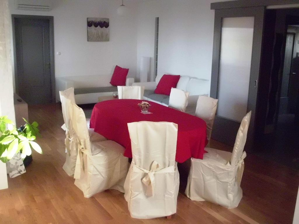 Apartments Jakov 마툴지 외부 사진